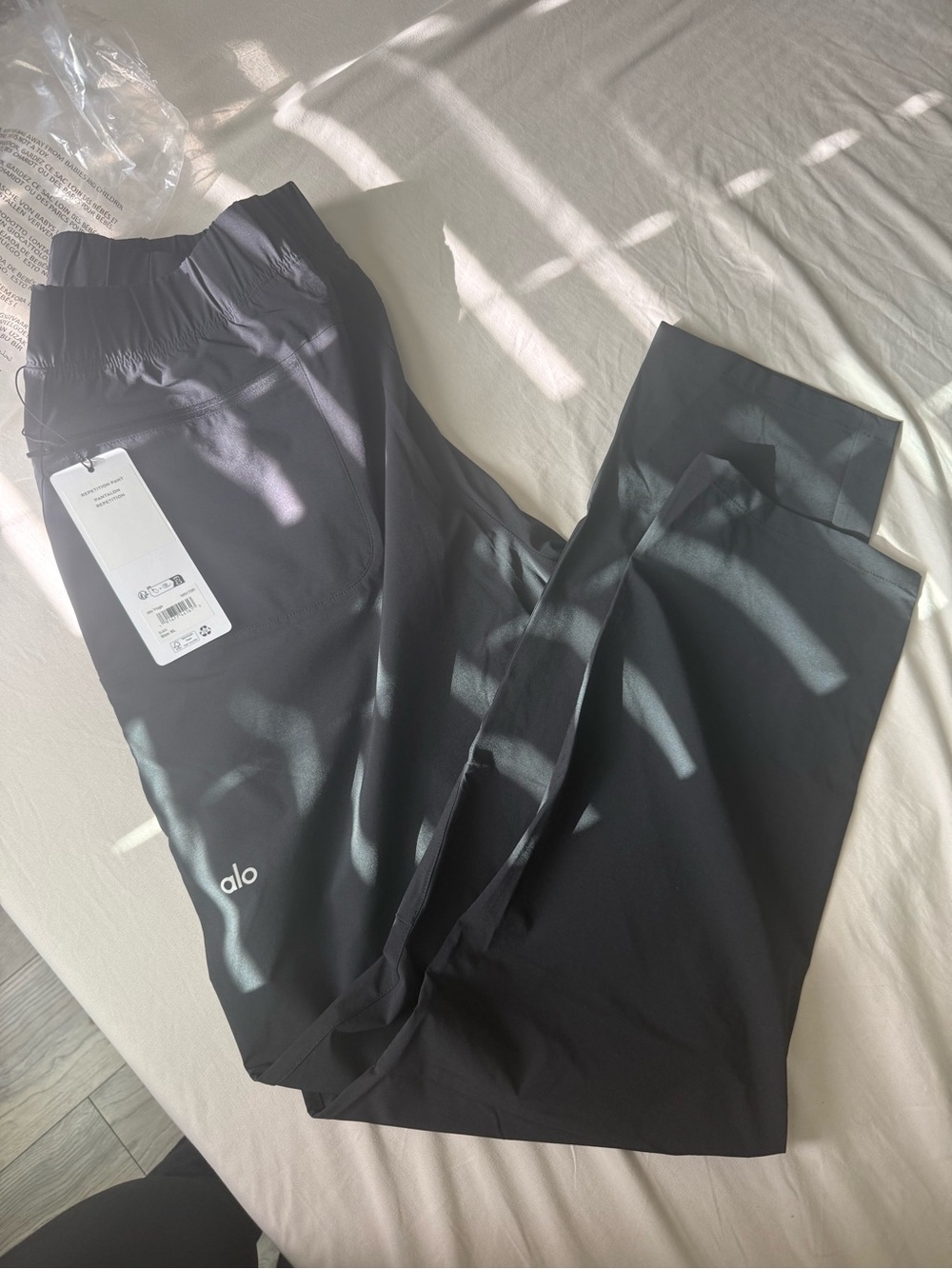 ALO Yoga Black Sweatpants Joggers